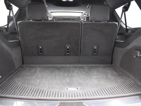 Certified 2025 Cadillac Escalade ESV Sport Platinum image 33