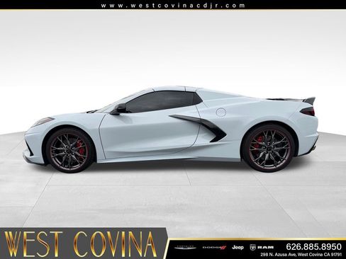 Used 2024 Chevrolet Corvette Stingray Convertible w/ Z51 Performance Package RWD image 4
