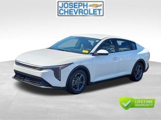 Used 2025 Kia K4 FWD video 2