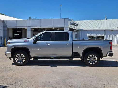 Certified 2024 Chevrolet Silverado 2500 LT image 41