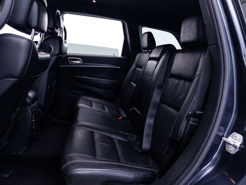 Used 2016 Jeep Grand Cherokee Limited AWD/4WD image 34