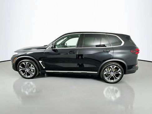 Used 2025 BMW X5 xDrive50e w/ Parking Assistance Package image 8