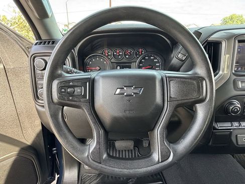 Used 2020 Chevrolet Silverado 1500 Custom Trail Boss w/ Custom Convenience Package image 26