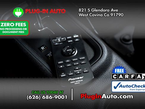 Used 2017 Jeep Wrangler Unlimited Sport w/ Connectivity Group AWD/4WD image 24