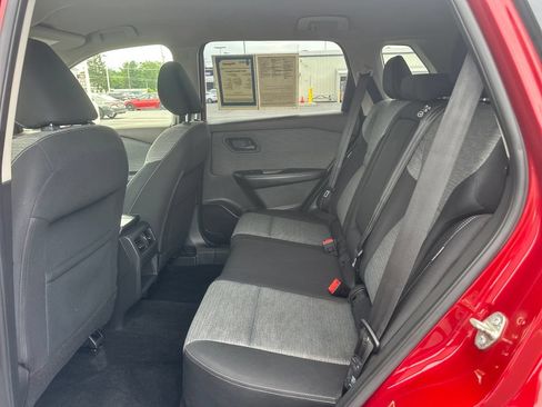 Used 2021 Nissan Rogue S AWD/4WD image 16