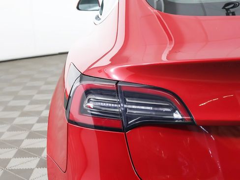 Used 2018 Tesla Model 3 Long Range image 16