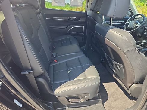 Used 2023 Kia Telluride EX AWD/4WD image 33