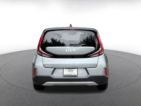 Used 2025 Kia Soul LX w/ LX Technology Package image 6