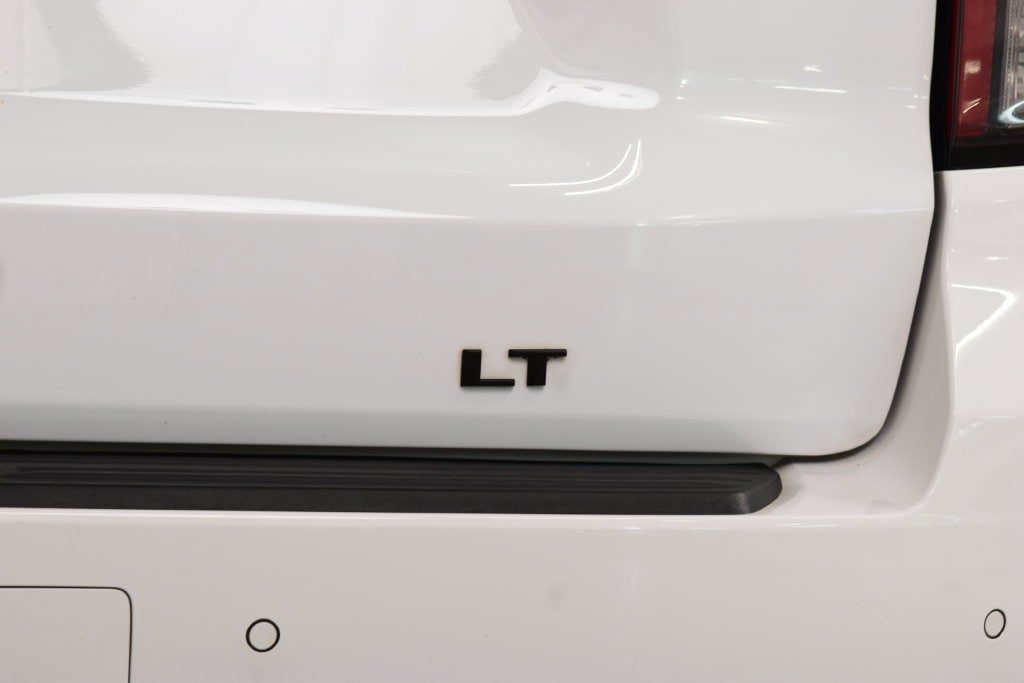 Used 2022 Chevrolet Tahoe LT w/ Luxury Package AWD/4WD image 21