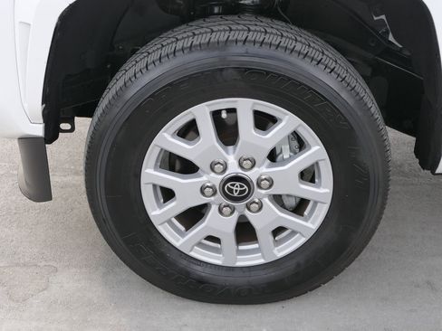 Used 2025 Toyota Tacoma SR5 image 11