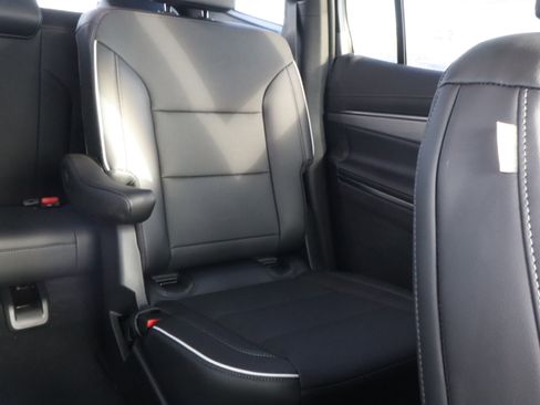 New 2026 Buick Enclave Preferred image 12