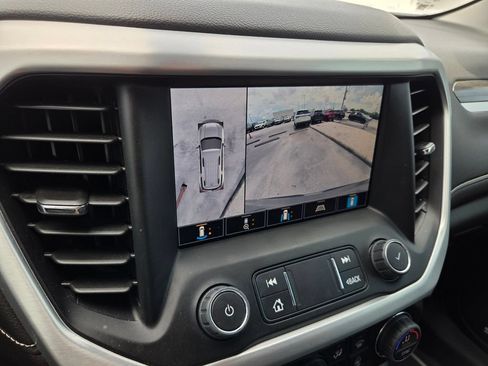 Used 2023 GMC Acadia SLT w/ Elevation Edition FWD image 32