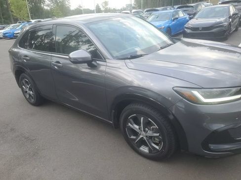Used 2023 Honda HR-V EX-L image 3