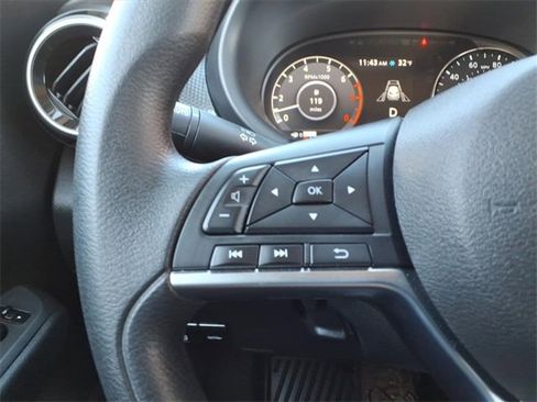 Used 2024 Nissan Kicks SV image 20