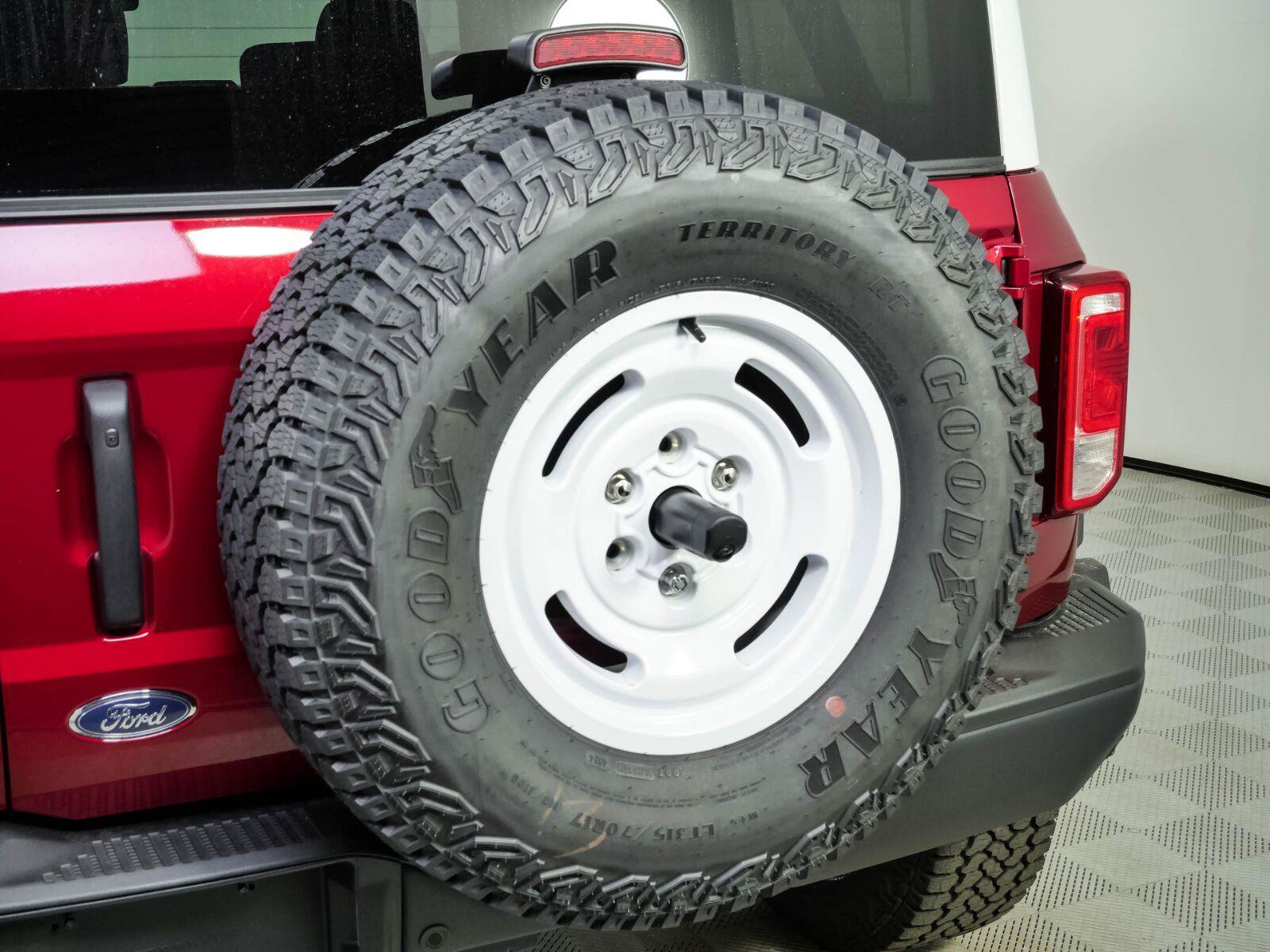 Used 2025 Ford Bronco Heritage Edition AWD/4WD image 33