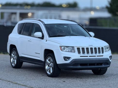 Used 2014 Jeep Compass Limited AWD/4WD image 1
