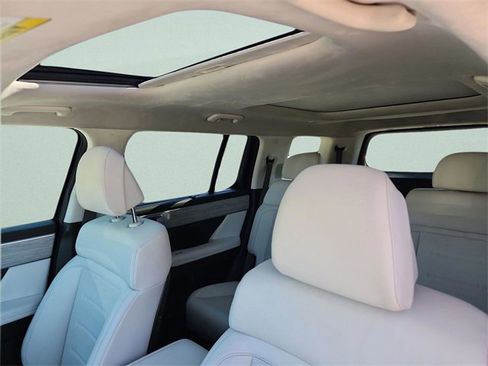 Used 2025 Hyundai Santa Fe Calligraphy image 16