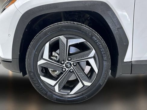 Certified 2022 Hyundai Tucson Limited AWD/4WD image 9