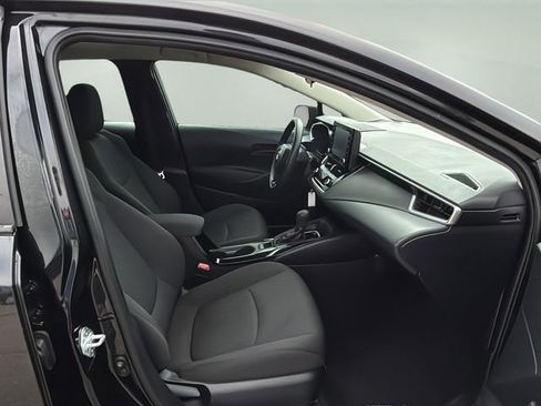 Used 2022 Toyota Corolla LE FWD image 10