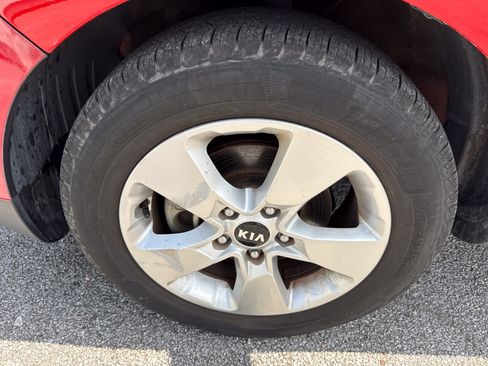 Used 2019 Kia Soul FWD image 35