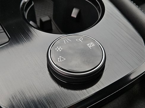 Certified 2023 Nissan Rogue SL image 24