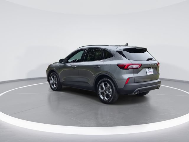 Used 2025 Ford Escape ST-Line FWD image 6