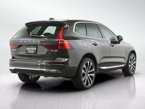 Used 2023 Volvo XC60 B5 Ultimate w/ Climate Package AWD/4WD image 5