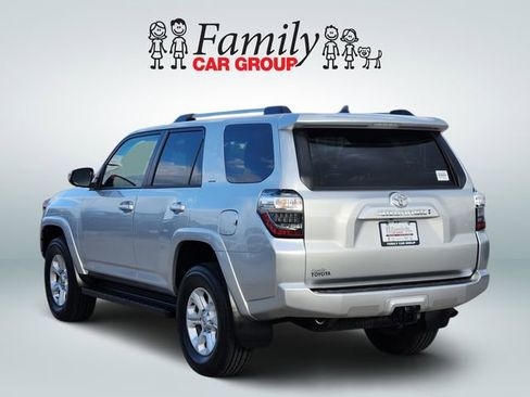 Used 2024 Toyota 4Runner SR5 Premium image 3