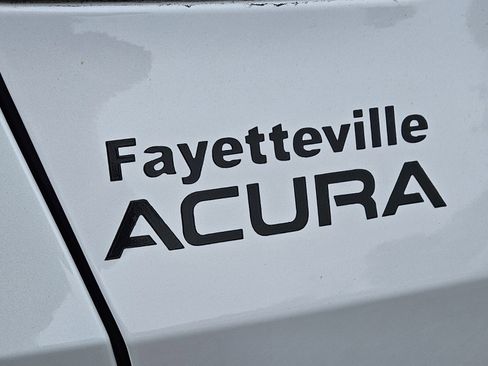 Used 2024 Acura MDX SH-AWD w/ Advance Package image 16