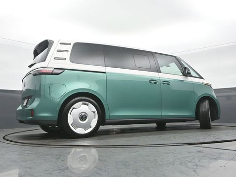Used 2025 Volkswagen ID. Buzz 1st Edition image 28