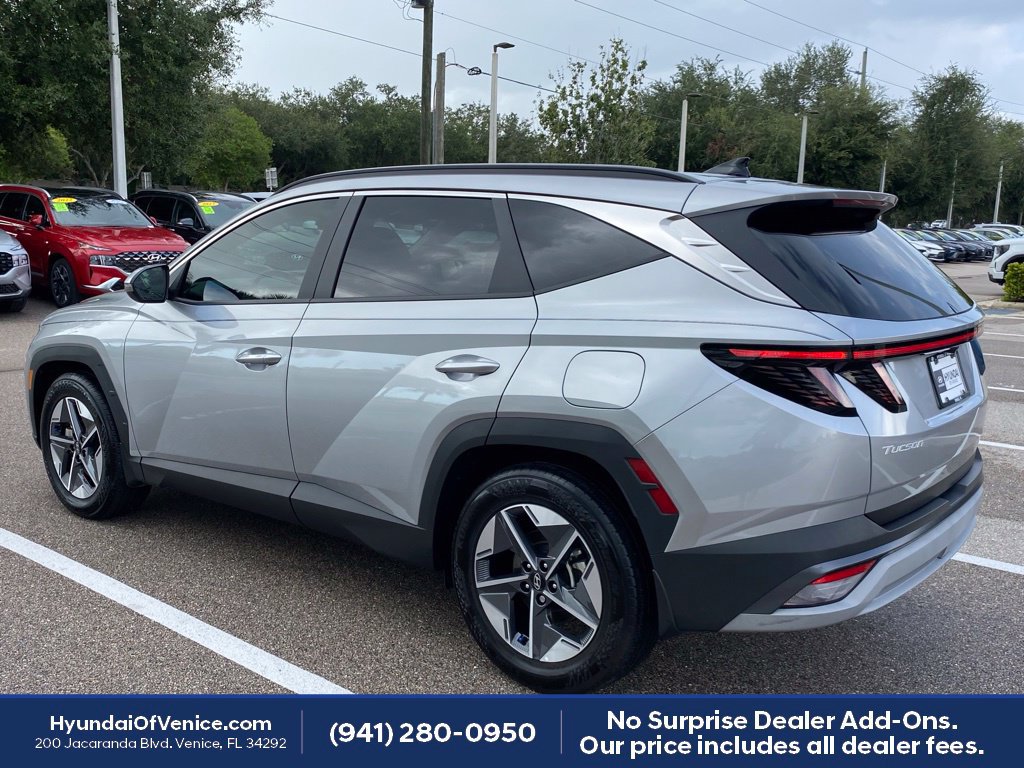 Certified 2025 Hyundai Tucson SEL FWD image 10