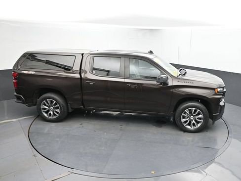 Used 2020 Chevrolet Silverado 1500 RST w/ RST Value Package AWD/4WD image 35