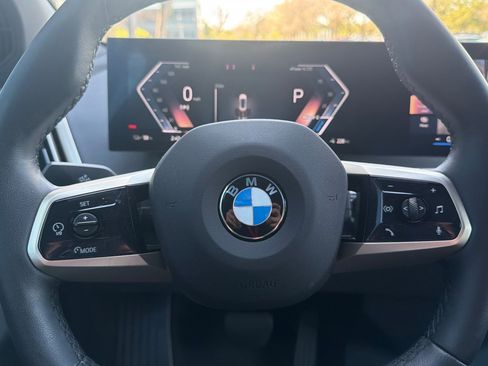 Used 2026 BMW iX xDrive45 image 29