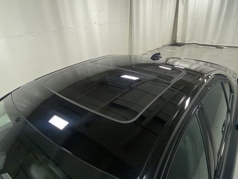 Used 2023 Volvo S60 B5 Core w/ Climate Package image 6