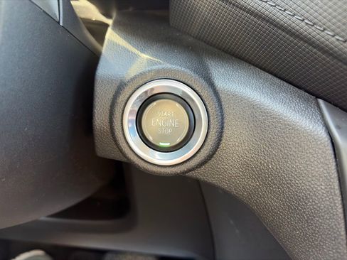 Used 2023 Chevrolet TrailBlazer LT w/ Convenience Package image 21