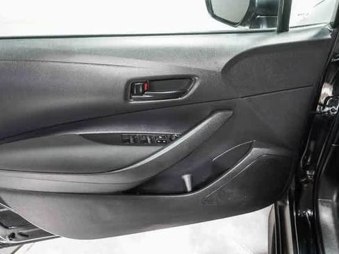 Certified 2023 Toyota Corolla LE image 22