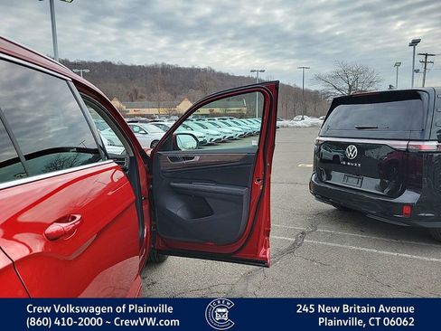New 2025 Volkswagen Atlas SEL Premium R-Line image 41