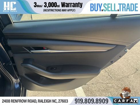 Used 2019 MAZDA MAZDA3 Sedan FWD image 19