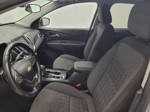 Used 2022 Chevrolet Equinox LT FWD image 17