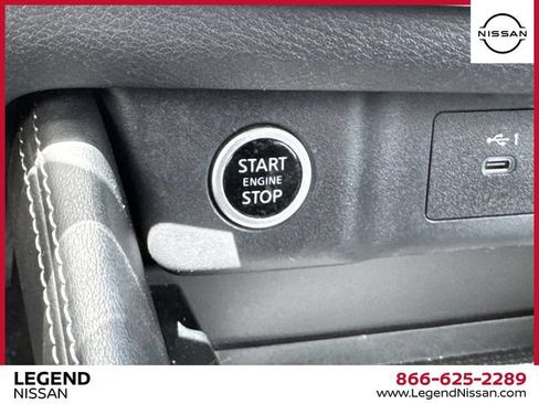 Certified 2023 Nissan Rogue SL AWD/4WD image 27
