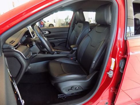 Certified 2022 Jeep Compass Limited AWD/4WD image 13