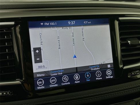 Used 2019 Chrysler Pacifica Limited image 33