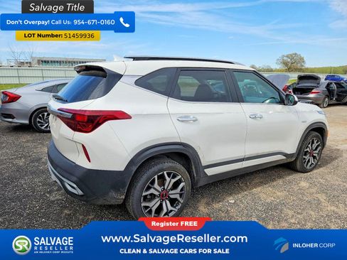 Used 2023 Kia Seltos SX w/ SX Sunroof Package AWD/4WD image 4