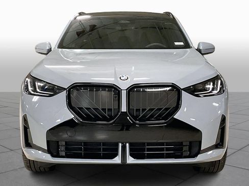 New 2026 BMW X3 xDrive30 w/ Premium Package image 3