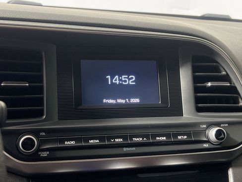 Used 2019 Hyundai Elantra SE w/ Cargo Package FWD image 27