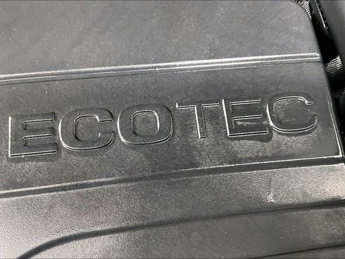 Used 2025 Chevrolet Equinox LT FWD image 29