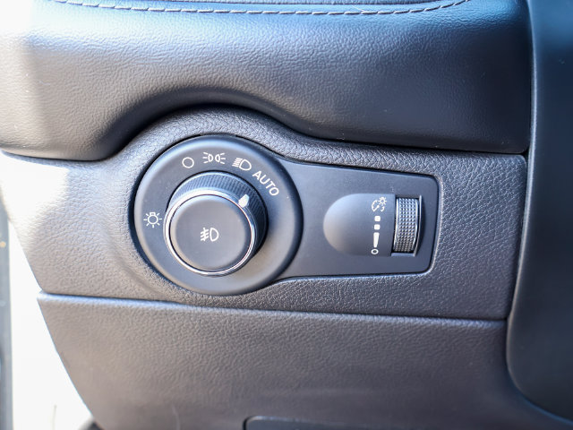 Used 2021 Dodge Durango GT RWD image 17