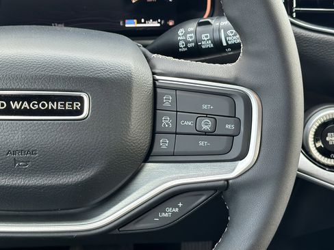 New 2026 Jeep Grand Wagoneer L 2WD image 21