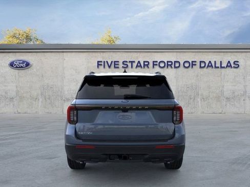 New 2026 Ford Explorer Active image 5