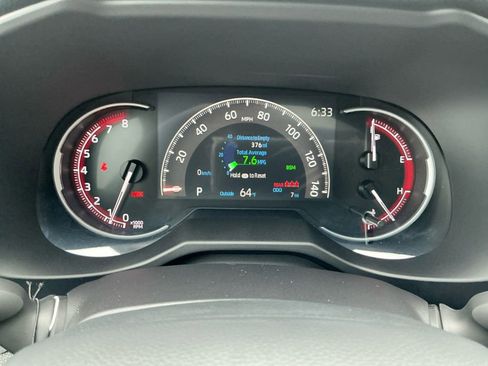 Used 2025 Toyota RAV4 XLE image 21